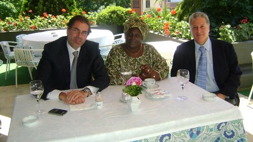 Le Consul Cemil GANDUR et son frère Ali GANDUR avec SE SOW